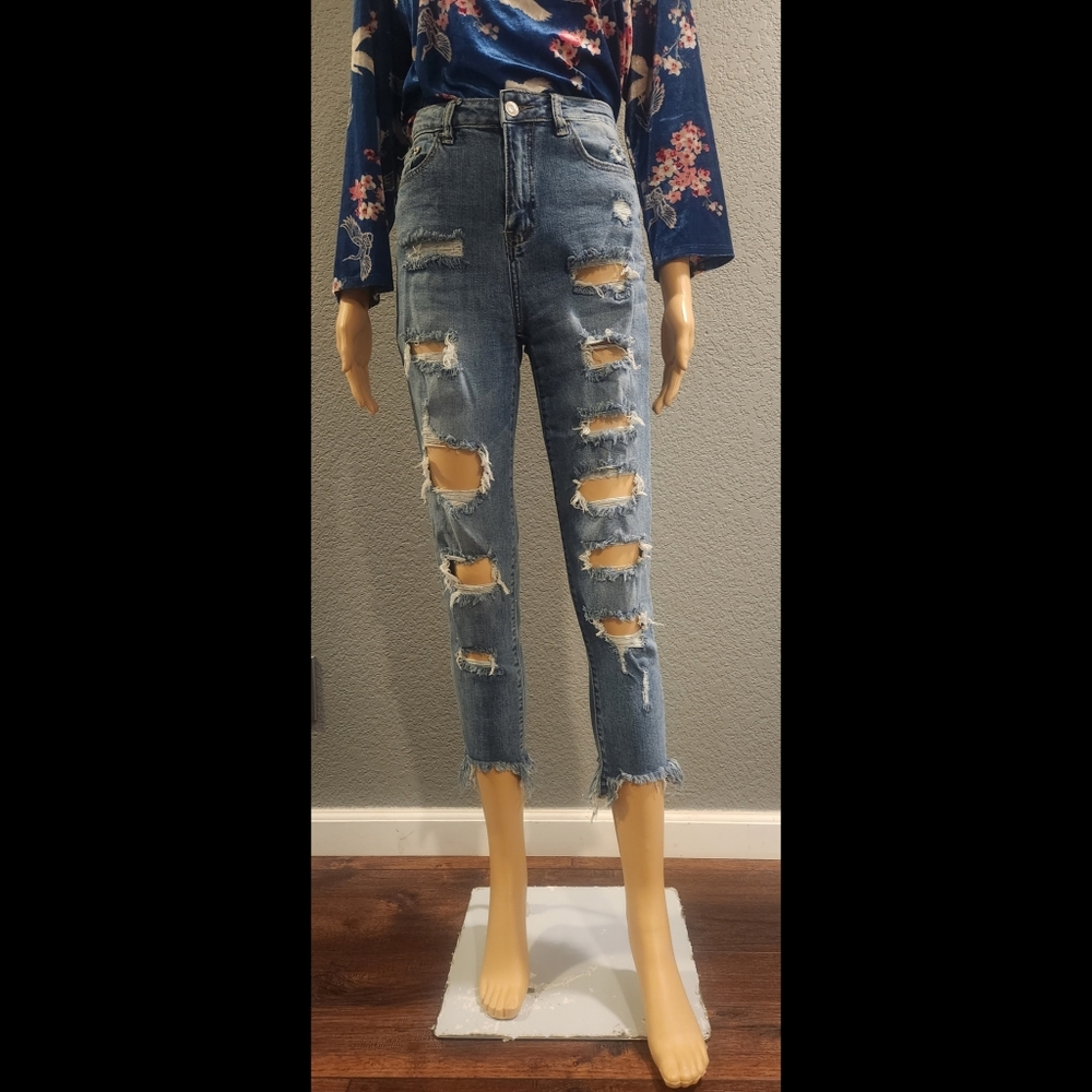 Distressed Jeans - Picture 3 of 16